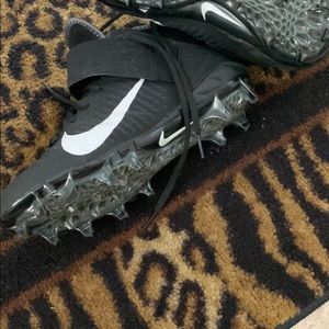 Nike cleats size 7